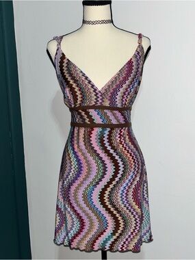 Bisou Bisou Multicolor Zigzag V-Neck Mini Dress in Pink, Brown, Lavender, Blue